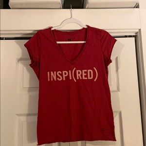 Inspire Red, Gap t-shirt